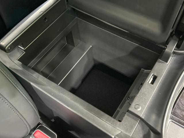 アルファード ２．５Ｓ　Ｃパッケージ　サンルーフ　後席モニター　両側電動ドア　純正９型ナビ　バックカメラ　セーフティセンス　レーダークルーズ　禁煙車　ＥＴＣ　電動リアゲート　レザーシート　前席シートエアコン　コーナーセンサー　ＬＥＤヘッド（58枚目）