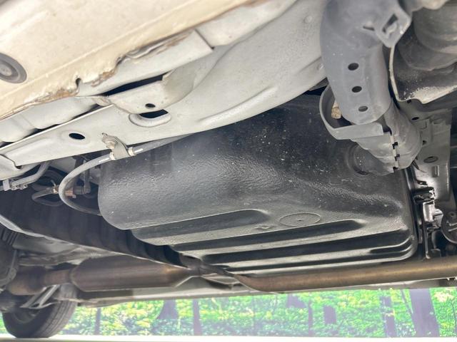 ノア Ｘ　スマートエディション　フリップダウンモニター　両側電動スライド　８人乗り　純正ナビ　バックカメラ　ＥＴＣ　Ｂｌｕｅｔｏｏｔｈ再生　ＨＩＤヘッド　オートライト　フォグライト　デュアルエアコン　スマートキー　ＣＤ／ＤＶＤ再生（23枚目）