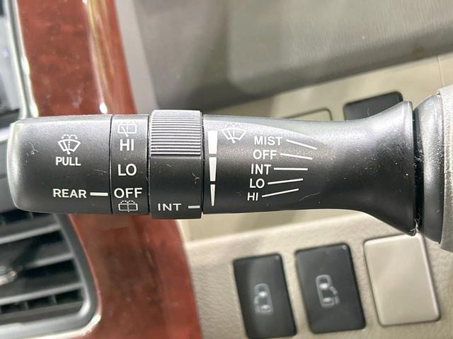 ノア Ｘ　スマートエディション　フリップダウンモニター　両側電動スライド　８人乗り　純正ナビ　バックカメラ　ＥＴＣ　Ｂｌｕｅｔｏｏｔｈ再生　ＨＩＤヘッド　オートライト　フォグライト　デュアルエアコン　スマートキー　ＣＤ／ＤＶＤ再生（50枚目）