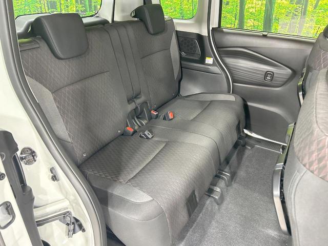 ソリオバンディット ハイブリッドＭＶ　登録済未使用車　純正９型ナビ　全周囲カメラ　両側電動ドア　セーフティサポート　アダプティブクルーズ　クリアランスソナー　Ｂｌｕｅｔｏｏｔｈ接続　スマートキー　ＬＥＤヘッド＆フォグ　前席シートヒーター（9枚目）