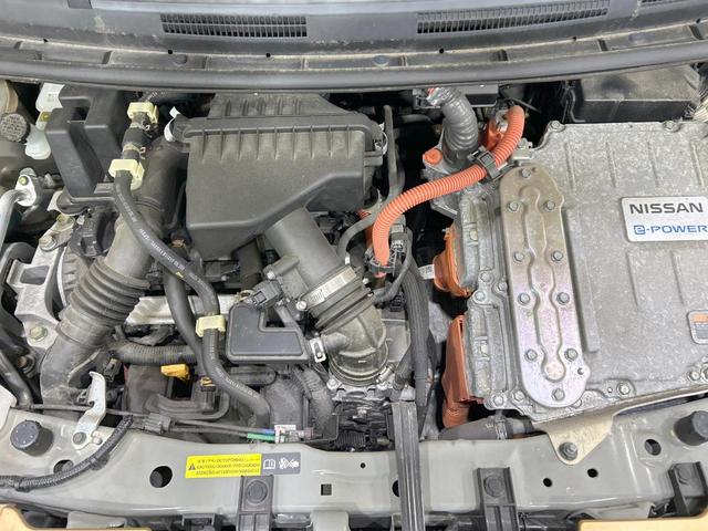ノート e-パワー X 純正ナビ バックカメラ エマージェンシーブレーキ 禁煙車 Bluetooth接続 ETC LEDヘッド オートマチックハイビーム スマートキー 車線逸脱警報 クリアランスソナー パワーウィンドウ(18枚目)