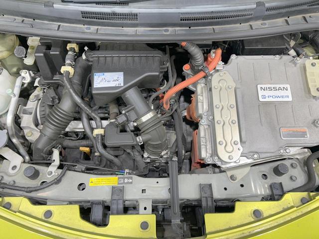 ノート e-パワー X 純正ナビ 全周囲カメラ 衝突軽減 禁煙車 コーナーセンサー デジタルインナーミラー スマートキー LEDヘッド ETC オートライト オートエアコン Bluetooth CD/DVD再生 地デジ(17枚目)