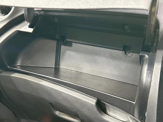 ノート e-パワー X 純正ナビ 全周囲カメラ 衝突軽減 禁煙車 コーナーセンサー デジタルインナーミラー スマートキー LEDヘッド ETC オートライト オートエアコン Bluetooth CD/DVD再生 地デジ(41枚目)