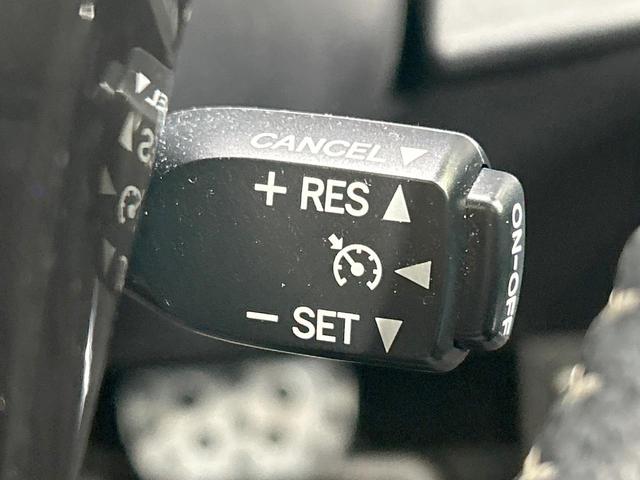 アクア G G’s ハーフレザーシート スマートキー LEDヘッド&フォグ ETC クルーズコントロール オートライト オートエアコン CD再生 電動格納ミラー パワーウィンドウ 横滑防止装置 プライバシーガラス(5枚目)