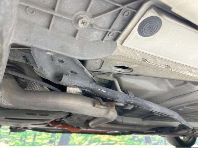 アクア G G’s ハーフレザーシート スマートキー LEDヘッド&フォグ ETC クルーズコントロール オートライト オートエアコン CD再生 電動格納ミラー パワーウィンドウ 横滑防止装置 プライバシーガラス(23枚目)