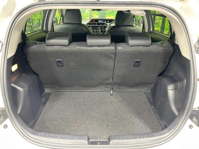 アクア G G’s ハーフレザーシート スマートキー LEDヘッド&フォグ ETC クルーズコントロール オートライト オートエアコン CD再生 電動格納ミラー パワーウィンドウ 横滑防止装置 プライバシーガラス(38枚目)