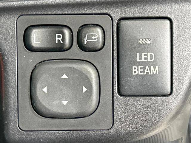 アクア G G’s ハーフレザーシート スマートキー LEDヘッド&フォグ ETC クルーズコントロール オートライト オートエアコン CD再生 電動格納ミラー パワーウィンドウ 横滑防止装置 プライバシーガラス(46枚目)