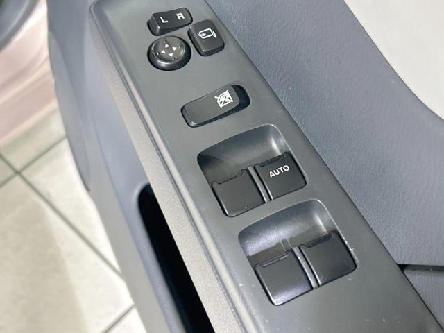 MRワゴン L SDナビ 禁煙車 スマートキー HIDヘッド Bluetooth接続 CD/DVD再生 地デジ アイドリングストップ 電動格納ミラー プライバシーガラス パワーウィンドウ ドアバイザー 衝突安全ボディ(6枚目)