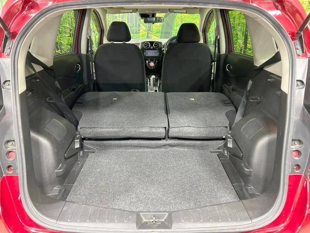 ノート ｅ－パワー　Ｘ　バックカメラ　衝突軽減　禁煙車　レーンアシスト　スマートキー　オートライト　オートエアコン　Ｂｌｕｅｔｏｏｔｈ　ＤＶＤ／ＣＤ再生　フルセグ　アイドリングストップ　プライバシーガラス　ドアバイザー（10枚目）