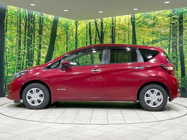 ノート ｅ－パワー　Ｘ　バックカメラ　衝突軽減　禁煙車　レーンアシスト　スマートキー　オートライト　オートエアコン　Ｂｌｕｅｔｏｏｔｈ　ＤＶＤ／ＣＤ再生　フルセグ　アイドリングストップ　プライバシーガラス　ドアバイザー（27枚目）