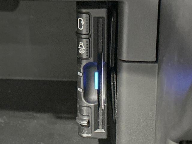 ノート ｅ－パワー　Ｘ　バックカメラ　衝突軽減　禁煙車　レーンアシスト　スマートキー　オートライト　オートエアコン　Ｂｌｕｅｔｏｏｔｈ　ＤＶＤ／ＣＤ再生　フルセグ　アイドリングストップ　プライバシーガラス　ドアバイザー（33枚目）