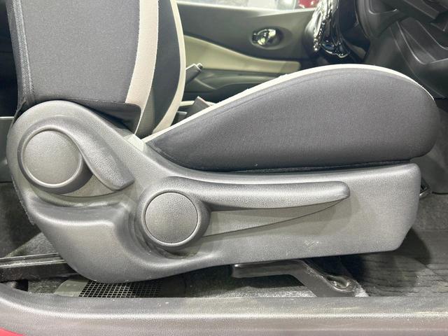 ノート ｅ－パワー　Ｘ　バックカメラ　衝突軽減　禁煙車　レーンアシスト　スマートキー　オートライト　オートエアコン　Ｂｌｕｅｔｏｏｔｈ　ＤＶＤ／ＣＤ再生　フルセグ　アイドリングストップ　プライバシーガラス　ドアバイザー（50枚目）