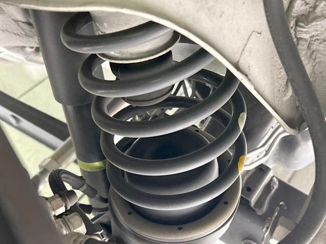 ジムニー XC 4WD ターボ 9型ナビ バックカメラ セーフティサポート 禁煙車 スマートキー LEDヘッド ETC クルーズコントロール 前席シートヒーター オートハイビーム オートエアコン 純正16インチAW(20枚目)