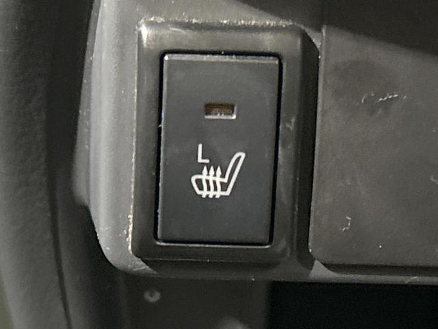 ハスラー Ｆリミテッド　純正ナビ　バックカメラ　デュアルカメラブレーキ　禁煙車　シートヒーター　スマートキー　ＨＩＤヘッド　ＥＴＣ　オートライト　オートエアコン　ＣＤ再生　地デジ　盗難防止システム　ドアバイザー　ＵＳＢ接続（7枚目）