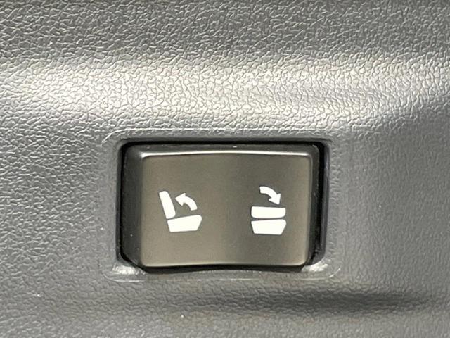 ＮＸ ＮＸ３００　バージョンＬ　ガラスルーフ　純正１０型ナビ　バックカメラ　プレミアムサウンドシステム　ＡＣ１００Ｖ電源　セーフティシステム　レーダークルーズ　禁煙車　パワーバックドア　本革シート　シートヒーター　パワーシート（37枚目）