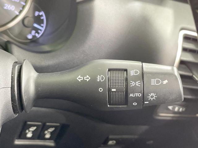 ＮＸ ＮＸ３００　バージョンＬ　ガラスルーフ　純正１０型ナビ　バックカメラ　プレミアムサウンドシステム　ＡＣ１００Ｖ電源　セーフティシステム　レーダークルーズ　禁煙車　パワーバックドア　本革シート　シートヒーター　パワーシート（61枚目）