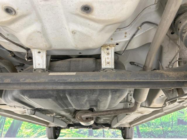 ムーヴ Ｌ　禁煙車　オートエアコン　１４インチアルミホイール　ｃａｒｒｏｚｚｅｒｉａ製オーディオ　ＣＤ再生　ヘッドライトレベライザー　リモコンキー　電動格納ミラー　インパネシフト　ドアバイザー　プライバシーガラス（19枚目）