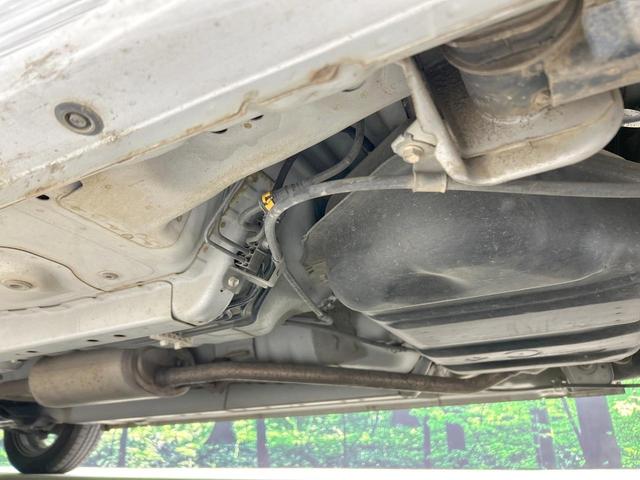 ムーヴ Ｌ　禁煙車　オートエアコン　１４インチアルミホイール　ｃａｒｒｏｚｚｅｒｉａ製オーディオ　ＣＤ再生　ヘッドライトレベライザー　リモコンキー　電動格納ミラー　インパネシフト　ドアバイザー　プライバシーガラス（22枚目）