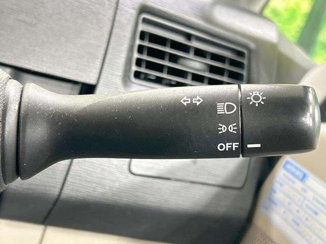 ムーヴ Ｌ　禁煙車　オートエアコン　１４インチアルミホイール　ｃａｒｒｏｚｚｅｒｉａ製オーディオ　ＣＤ再生　ヘッドライトレベライザー　リモコンキー　電動格納ミラー　インパネシフト　ドアバイザー　プライバシーガラス（43枚目）