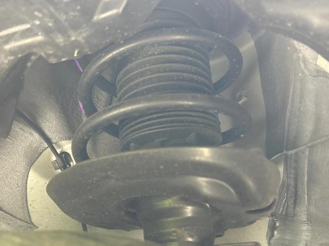 アクア Z 純正ナビ 全周囲カメラ セーフティセンス レーダークルーズ 禁煙車 ハーフレザーシート シートヒーター パワーシート スマートキー LEDヘッド ETC オートハイビーム ブラインドスポットモニター(20枚目)