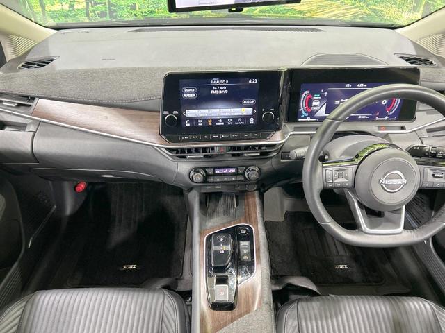 オーラ G レザーエディション 純正9インチディスプレイオーディオ 全周囲カメラ エマージェンシーブレーキ BOSEサウンド 禁煙車 レザーシート コーナーセンサー スマートキー LEDヘッド ビルトインETC 純正17インチアルミ(2枚目)