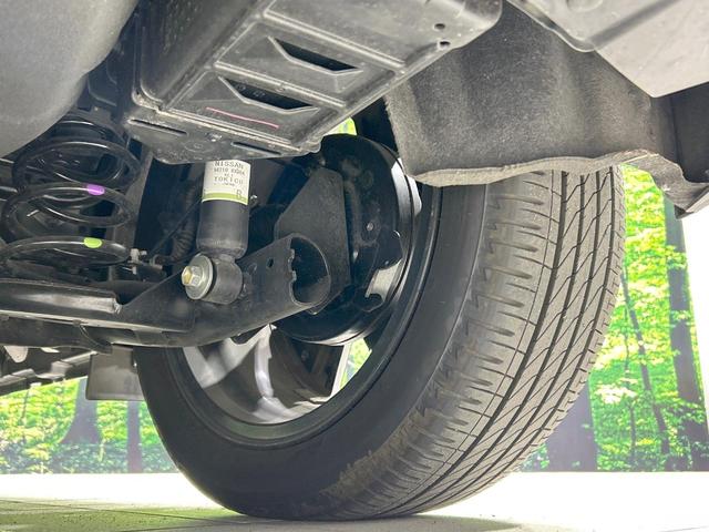 オーラ G レザーエディション 純正9インチディスプレイオーディオ 全周囲カメラ エマージェンシーブレーキ BOSEサウンド 禁煙車 レザーシート コーナーセンサー スマートキー LEDヘッド ビルトインETC 純正17インチアルミ(21枚目)