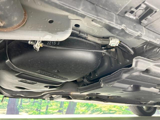 オーラ G レザーエディション 純正9インチディスプレイオーディオ 全周囲カメラ エマージェンシーブレーキ BOSEサウンド 禁煙車 レザーシート コーナーセンサー スマートキー LEDヘッド ビルトインETC 純正17インチアルミ(23枚目)