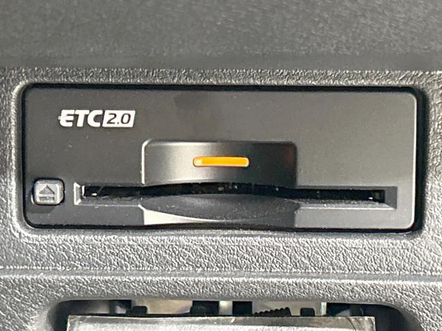 オーラ G レザーエディション 純正9インチディスプレイオーディオ 全周囲カメラ エマージェンシーブレーキ BOSEサウンド 禁煙車 レザーシート コーナーセンサー スマートキー LEDヘッド ビルトインETC 純正17インチアルミ(41枚目)