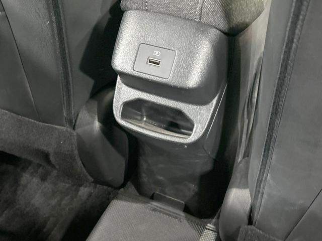 オーラ G レザーエディション 純正9インチディスプレイオーディオ 全周囲カメラ エマージェンシーブレーキ BOSEサウンド 禁煙車 レザーシート コーナーセンサー スマートキー LEDヘッド ビルトインETC 純正17インチアルミ(57枚目)