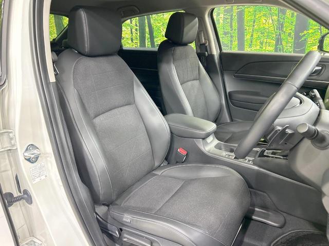 ヴェゼル e:HEV Z 純正9型ナビ バックカメラ 衝突被害軽減システム レーダークルーズ 禁煙車 電動リアゲート ハーフレザーシート スマートキー LEDヘッド ビルトインETC 純正18インチアルミ オートライト(8枚目)