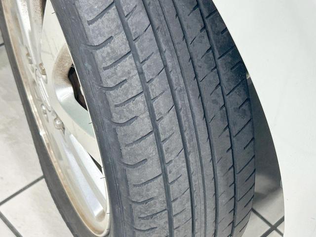 エブリイワゴン PZターボスペシャル 両側電動ドア SDナビ バックカメラ セーフティサポート 禁煙車 コーナーセンサー スマートキー HIDヘッド ETC 純正14インチAW オートエアコン Bluetooth CD DVD フルセグ(30枚目)