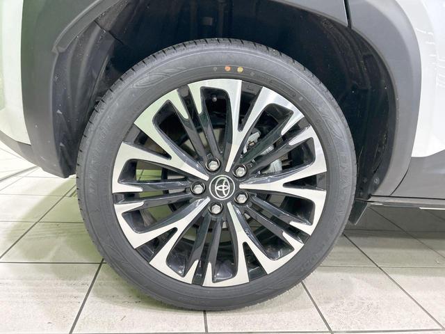 ヤリスクロス Z 純正ディスプレイ セーフティセンス 全周囲カメラ レーダークルーズ 禁煙車 ETC ハーフレザーシート パワーシート コーナーセンサ スマートキー LEDヘッド オートハイビーム 純正18インチアルミ(29枚目)