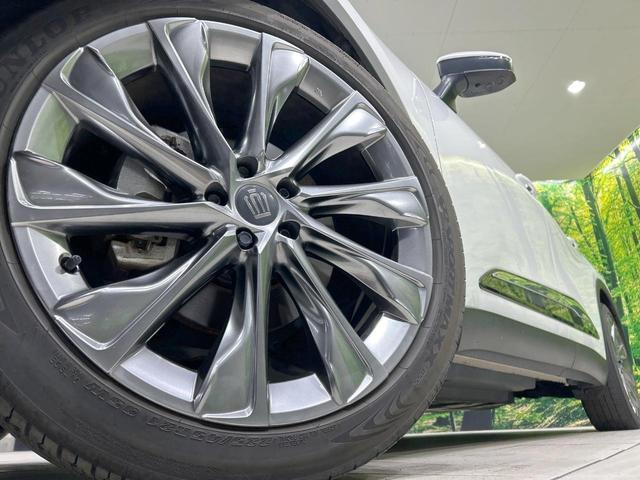クラウンクロスオーバー Gアドバンスド・レザーパッケージ 4WD サイド・バックカメラ セーフティセンス レーダークルーズ ブラインドスポットモニター 禁煙車 Bluetooth接続 LEDヘッド オートマチックハイビーム ベージュ革シート シートヒーター(13枚目)