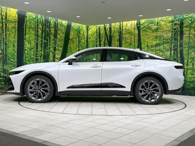 クラウンクロスオーバー Gアドバンスド・レザーパッケージ 4WD サイド・バックカメラ セーフティセンス レーダークルーズ ブラインドスポットモニター 禁煙車 Bluetooth接続 LEDヘッド オートマチックハイビーム ベージュ革シート シートヒーター(27枚目)