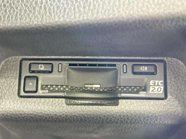 クラウンクロスオーバー Gアドバンスド・レザーパッケージ 4WD サイド・バックカメラ セーフティセンス レーダークルーズ ブラインドスポットモニター 禁煙車 Bluetooth接続 LEDヘッド オートマチックハイビーム ベージュ革シート シートヒーター(32枚目)