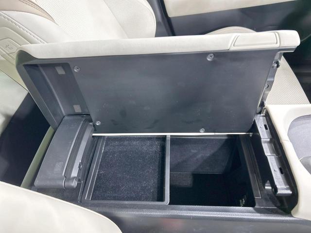 クラウンクロスオーバー Gアドバンスド・レザーパッケージ 4WD サイド・バックカメラ セーフティセンス レーダークルーズ ブラインドスポットモニター 禁煙車 Bluetooth接続 LEDヘッド オートマチックハイビーム ベージュ革シート シートヒーター(47枚目)