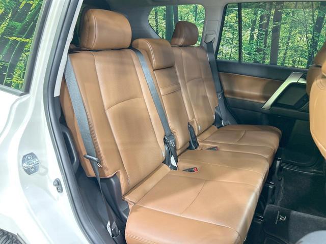 ランドクルーザープラド TX Lパッケージ 70thアニバーサリーリミテッド 7人乗り サンルーフ BIG-X9インチナビ フリップダウン バックカメラ セーフティセンス レーダークルーズ 禁煙車 レザーシート シートヒーター/エアコン コーナーセンサー レーンキープ(9枚目)