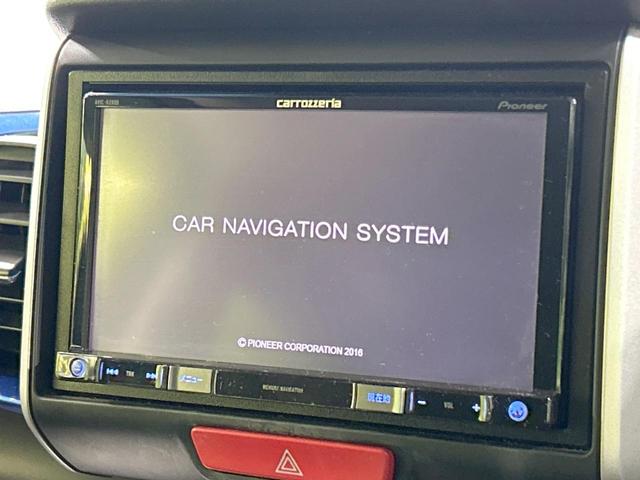 N-BOX 2トーンカラースタイル GターボSSパッケージ ターボ 両側電動スライド SDナビ 後席モニター バックカメラ シティブレーキ 禁煙車 シートヒーター スマートキー HIDヘッド ETC クルコン オートライト 純正14インチAW CD/DVD再生(4枚目)