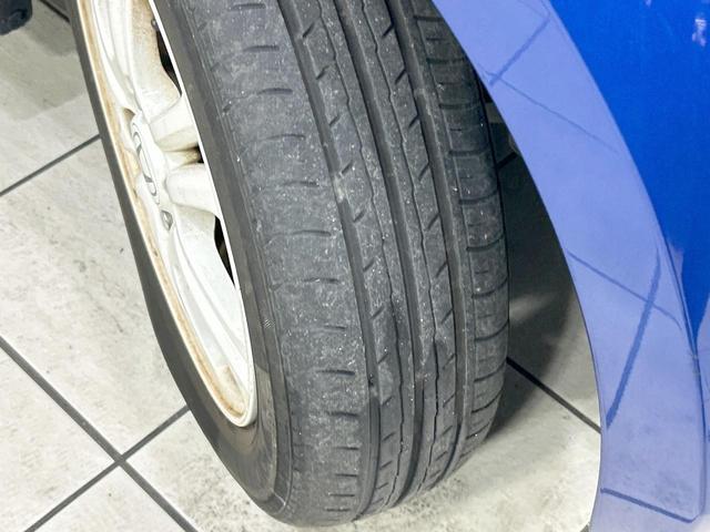 N-BOX 2トーンカラースタイル GターボSSパッケージ ターボ 両側電動スライド SDナビ 後席モニター バックカメラ シティブレーキ 禁煙車 シートヒーター スマートキー HIDヘッド ETC クルコン オートライト 純正14インチAW CD/DVD再生(30枚目)