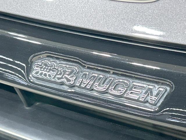 S660 α 無限エアロ MT車 ターボ クルーズコントロール バックカメラ 禁煙車 ETC レザーシート スマートキー LEDヘッド 純正15インチアルミ 革巻きステアリング オートエアコン オートライト(3枚目)