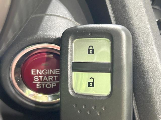 S660 α 無限エアロ MT車 ターボ クルーズコントロール バックカメラ 禁煙車 ETC レザーシート スマートキー LEDヘッド 純正15インチアルミ 革巻きステアリング オートエアコン オートライト(7枚目)