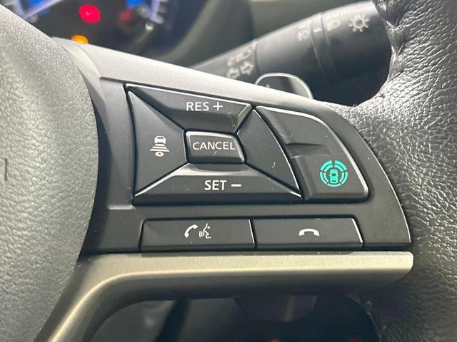 デリカミニ T プレミアム ターボ 両側電動ドア 全周囲カメラ e-アシスト マイパイロット レーダークルーズ 禁煙車 ETC ハーフレザーシート コーナーセンサ LEDヘッド シートヒーター スマートキー 純正15インチアルミ(5枚目)