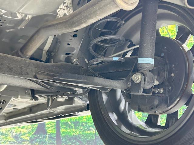 デリカミニ T プレミアム ターボ 両側電動ドア 全周囲カメラ e-アシスト マイパイロット レーダークルーズ 禁煙車 ETC ハーフレザーシート コーナーセンサ LEDヘッド シートヒーター スマートキー 純正15インチアルミ(21枚目)