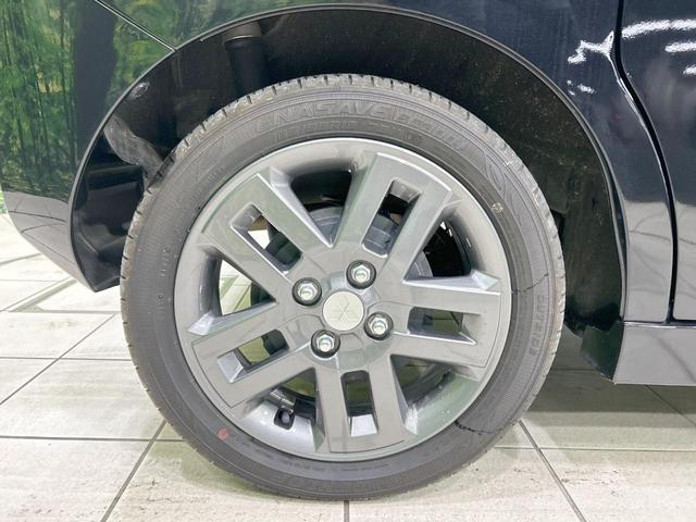 デリカミニ T プレミアム ターボ 両側電動ドア 全周囲カメラ e-アシスト マイパイロット レーダークルーズ 禁煙車 ETC ハーフレザーシート コーナーセンサ LEDヘッド シートヒーター スマートキー 純正15インチアルミ(29枚目)