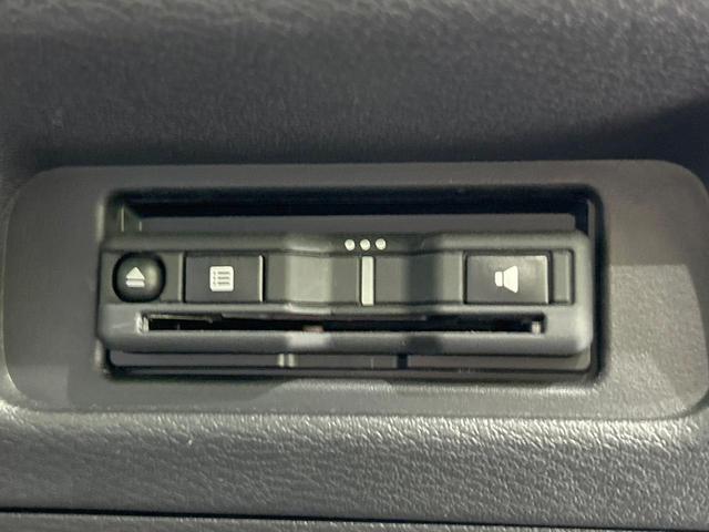 デリカミニ T プレミアム ターボ 両側電動ドア 全周囲カメラ e-アシスト マイパイロット レーダークルーズ 禁煙車 ETC ハーフレザーシート コーナーセンサ LEDヘッド シートヒーター スマートキー 純正15インチアルミ(32枚目)