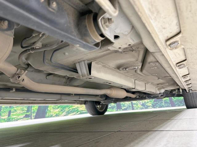 パレットSW リミテッド 電動スライドドア CDオーディオ 禁煙車 スマートキー HIDヘッド フォグライト オートライト 純正14インチアルミ オートエアコン 革巻きステアリング ステアリングスイッチ 盗難防止装置 CD再生(22枚目)