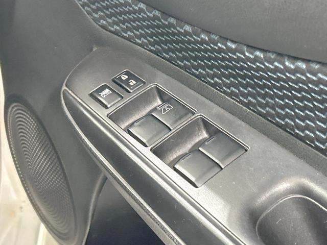 ノート X 純正SDナビ エマージェンシーブレーキ 禁煙車 ETC Bluetooth再生 スマートキー 純正14インチアルミ 盗難防止装置 横滑り防止装置 CD・DVD再生 アイドリングストップ(42枚目)