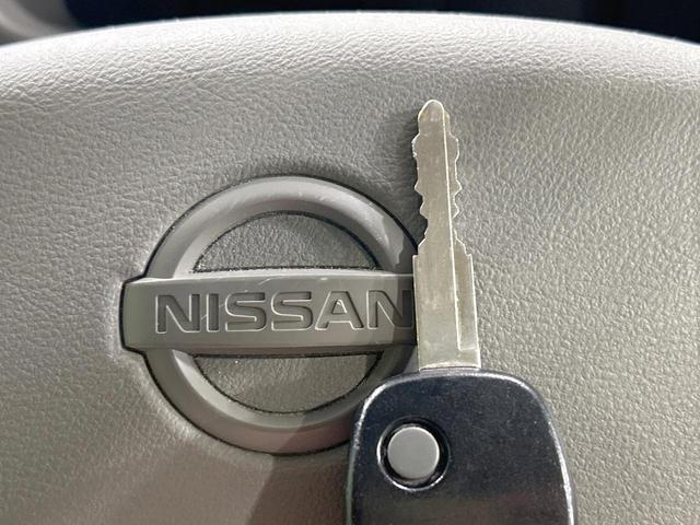 NV100クリッパーバン DX 純正SDナビ 禁煙車 ETC Bluetooth再生 LEDヘッド キーレス 盗難防止装置 アイドリングストップ(5枚目)