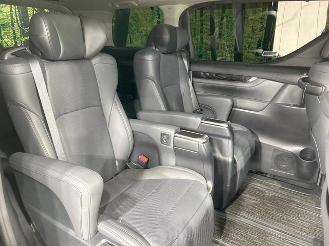 アルファード 2.5S Cパッケージ サンルーフ フルエアロ 後席モニタ JBLサウンド 両側電動ドア 全周囲カメラ 純正10型ディスプレイ セーフティセンス レーダークルーズ 禁煙車 レザーシート パワーシート シートヒーター・エアコン(9枚目)