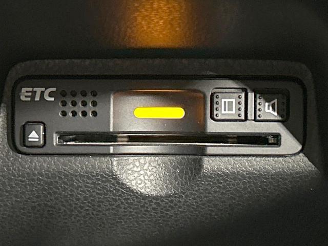 フィットシャトルハイブリッド ハイブリッド・スマートセレクションクールエディション 純正ナビ バックカメラ 前席シートヒーター スマートキー HIDヘッド クルコン オートライト オートエアコン 純正15インチAW Bluetooth CD/DVD再生 フルセグ プライバシーガラス(32枚目)